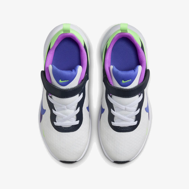 Nike Revolution 7 