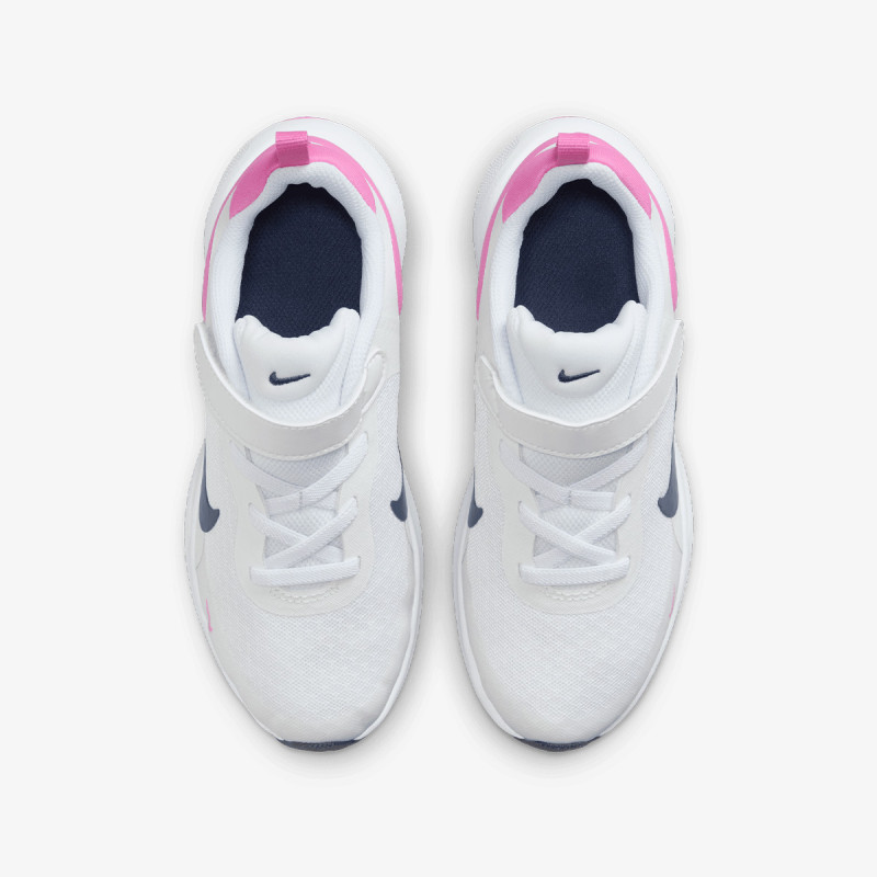 Nike Revolution 7 