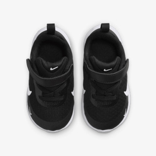 Nike Revolution 7 