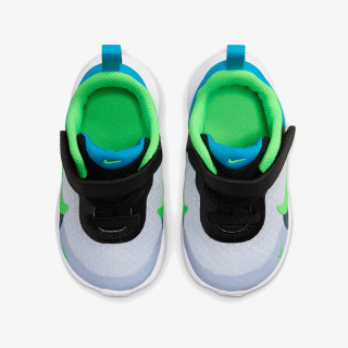Nike Revolution 7 