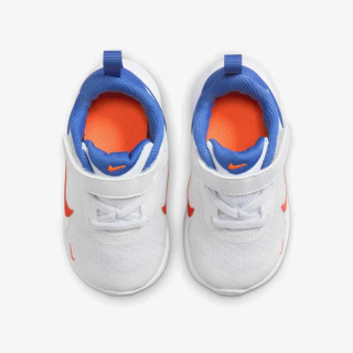 Nike Revolution 7 