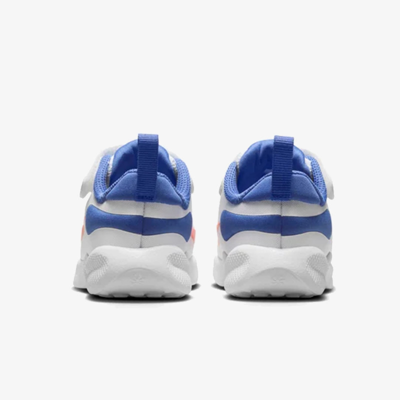 Nike Revolution 7 