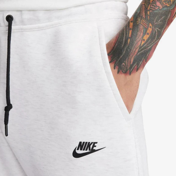 Nike Sportswear Tech Fleece 