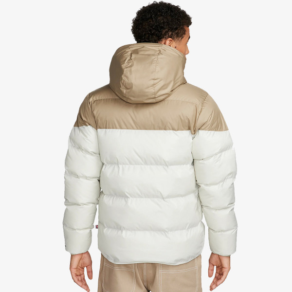 Nike Storm-FIT Windrunner 