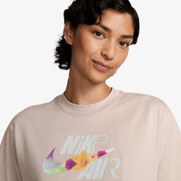 Nike Sportswear 