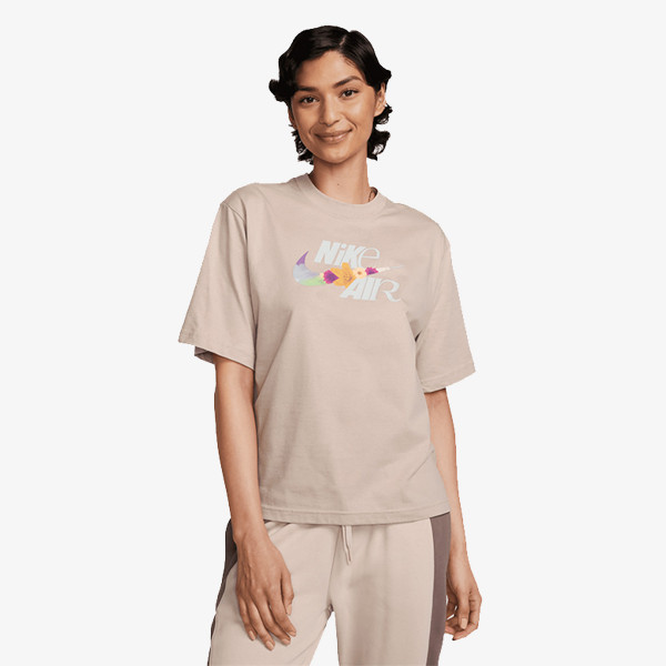 Nike Sportswear 