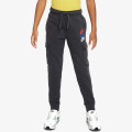Nike Sportswear Standard Issue 