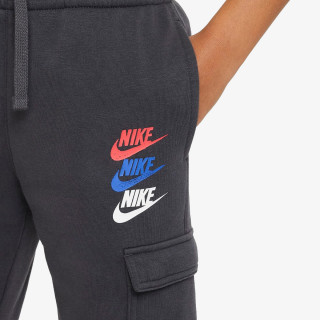 Nike Sportswear Standard Issue 
