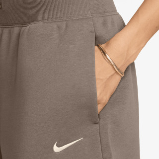Nike Phoenix 