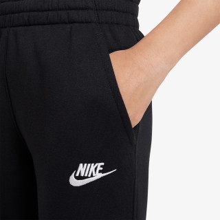 Nike Club Fleece 