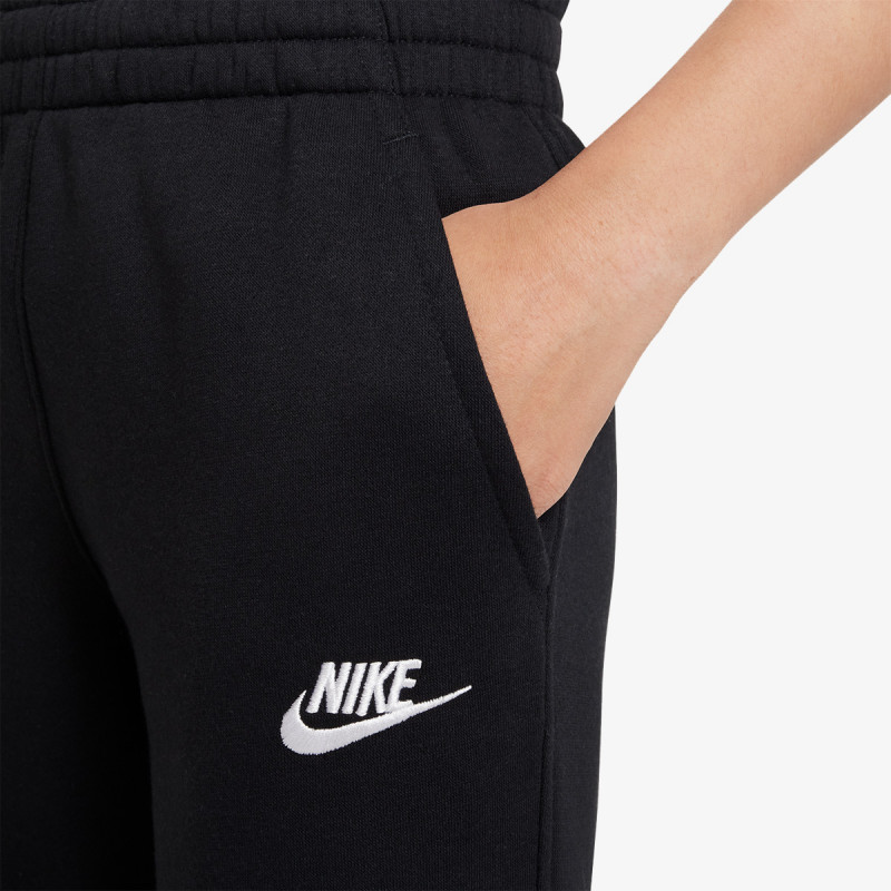 Nike Club Fleece 