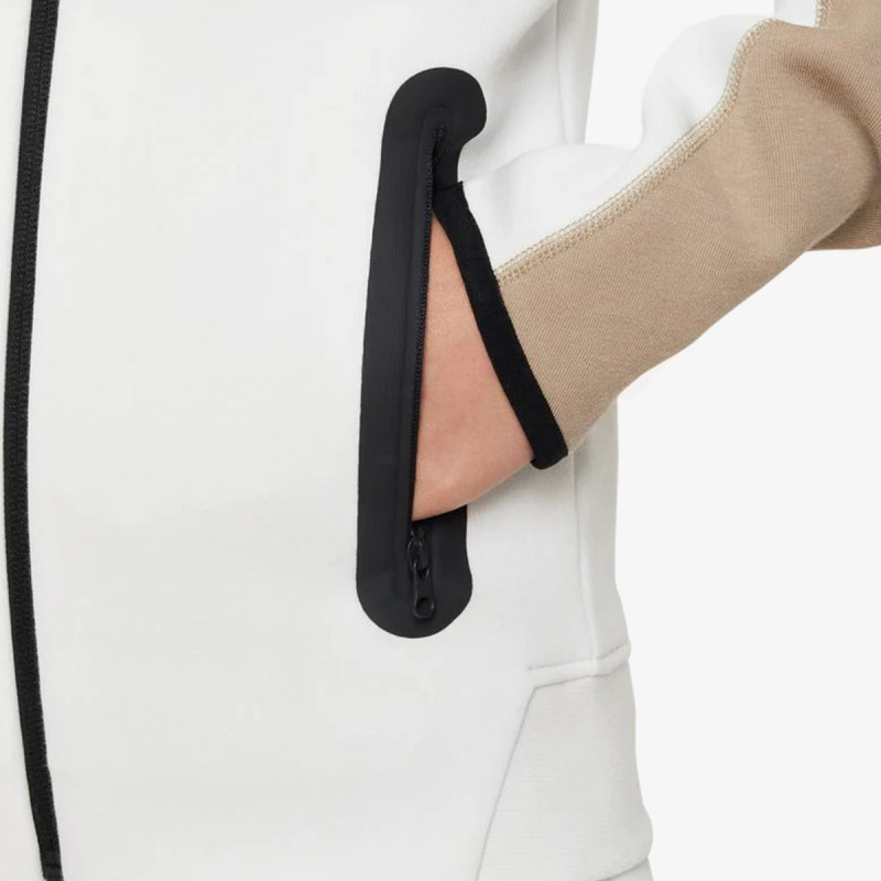 Nike Sportswear Tech Fleece 