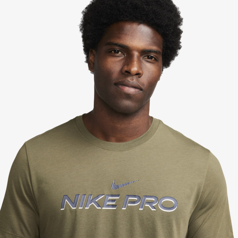 Nike Dri-Fit 