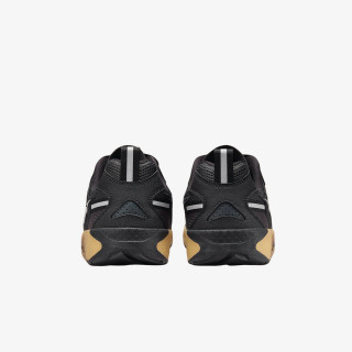WMNS NIKE JAM 