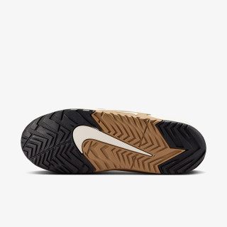 WMNS NIKE JAM 