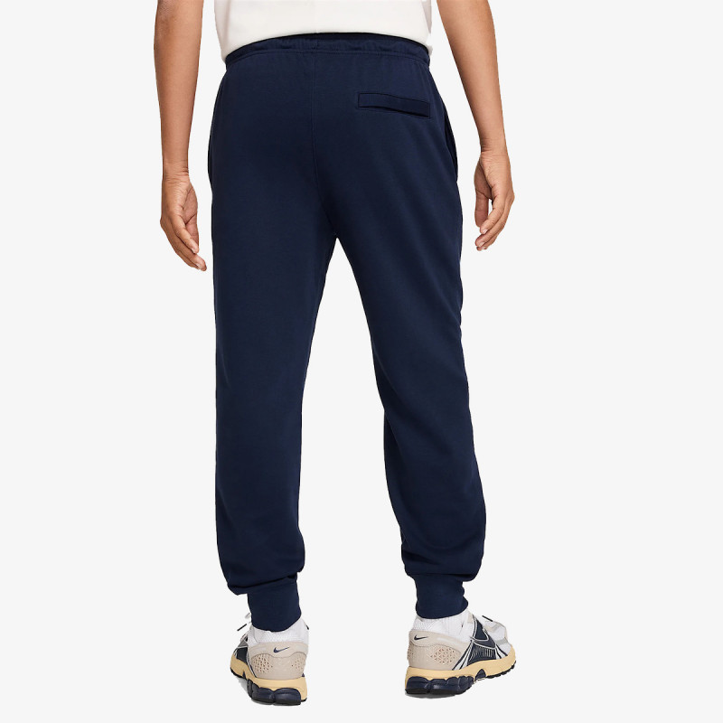 Nike Club 