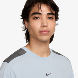 Nike M NSW SP GRAPHIC TEE 