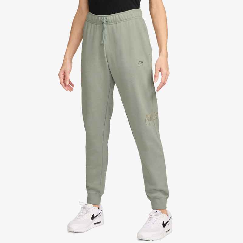 Nike Sportswear Club 