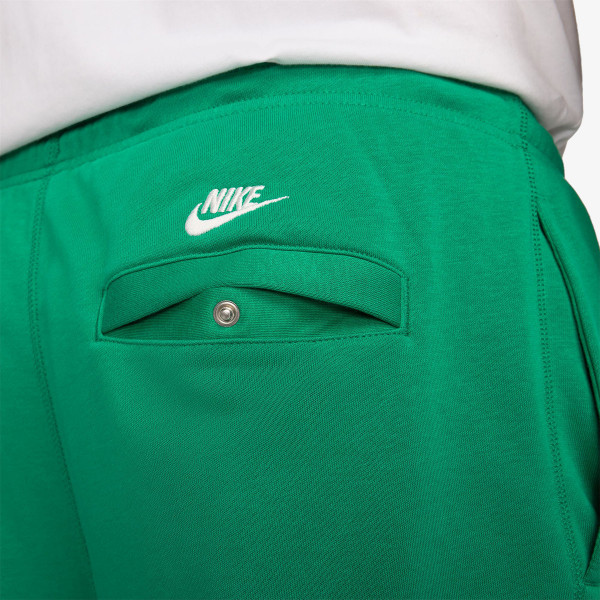 Nike Club 