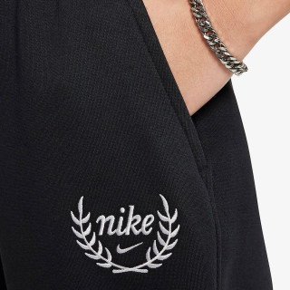 Nike Club 