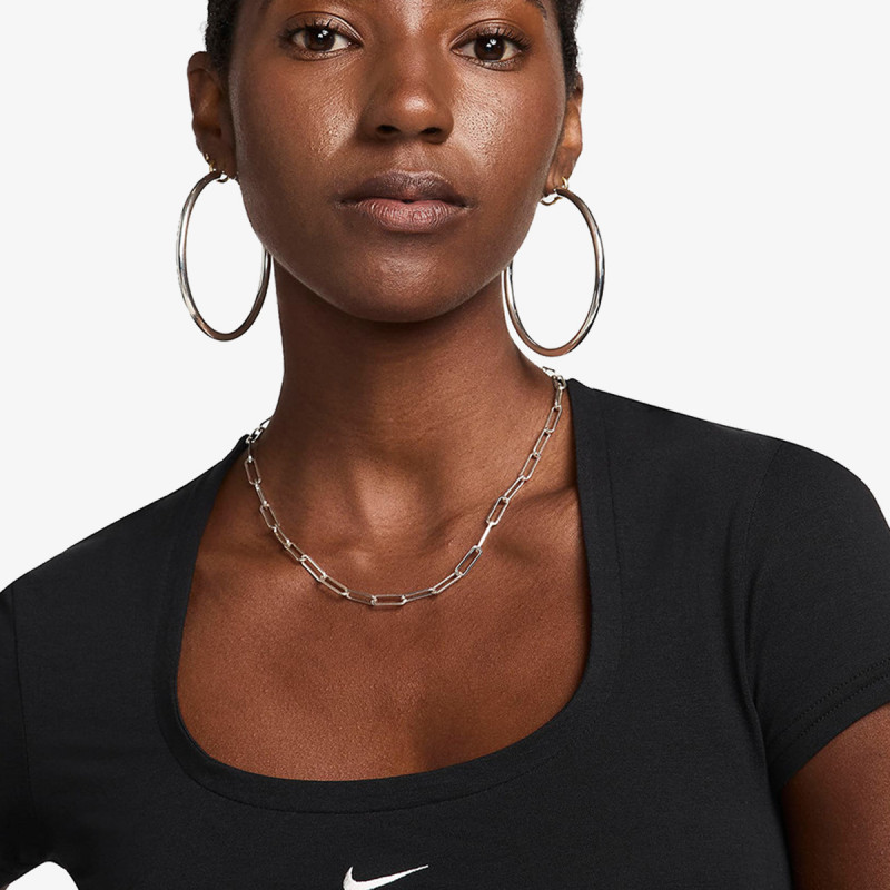 Nike W NSW NK CHLL SS SQR NCK TOP 