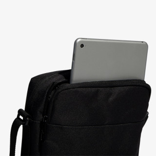 CLASSIC ESSENTIAL 