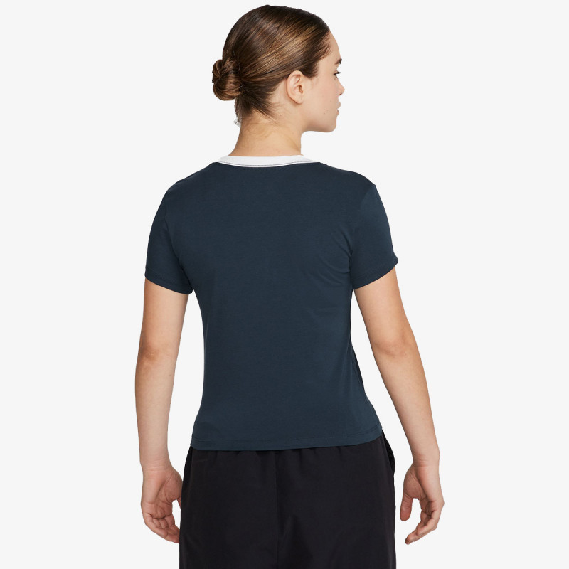 Nike Chill Knit 
