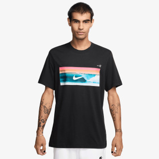 Nike U NSW TEE OC PHOTO 2 
