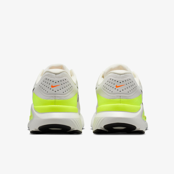 Nike Structure 26 