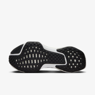 Nike W ZOOMX INVINCIBLE RN FP 