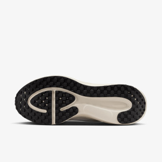 Nike W NIKE REVOLUTION 8 