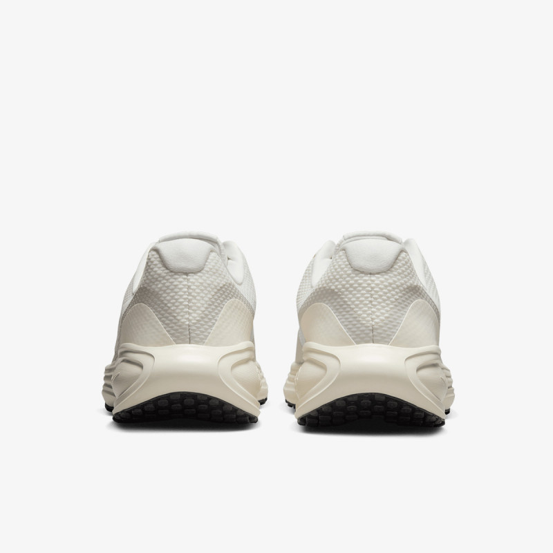 Nike W NIKE REVOLUTION 8 
