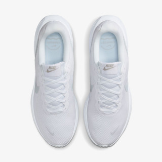 Nike NIKE REVOLUTION 8 