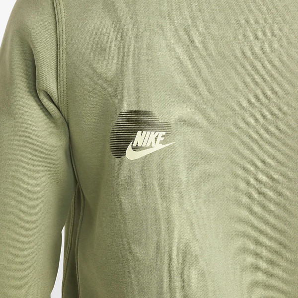 Nike Sportswear Standard Issue 