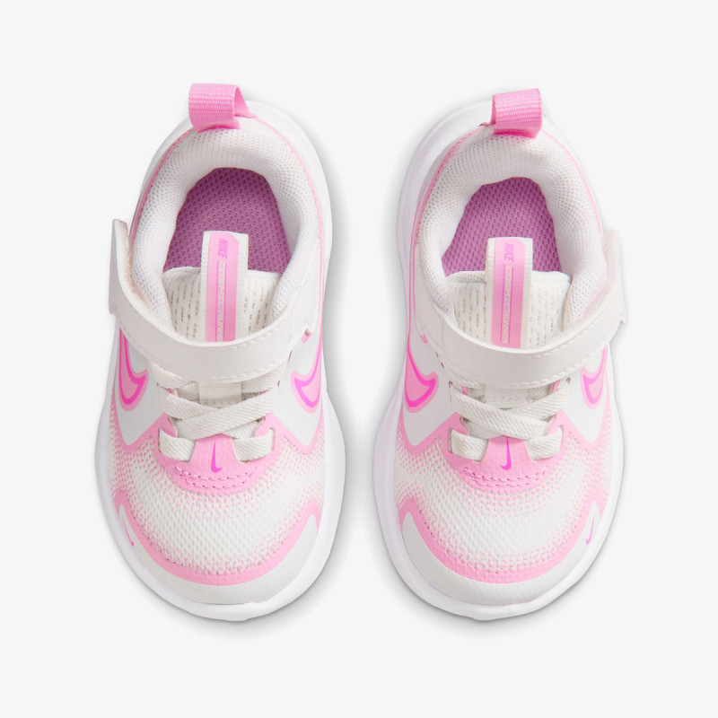 Nike Cosmic Runner 