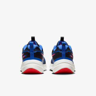 Nike Cosmic Runner 