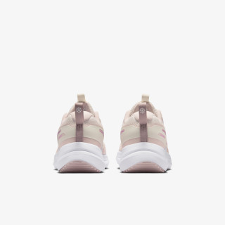 Nike Cosmic Runner 