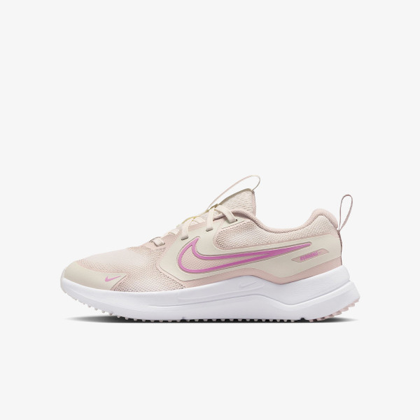 Nike Cosmic Runner 
