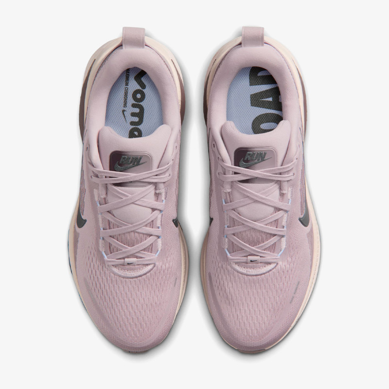 Nike Vomero 18 