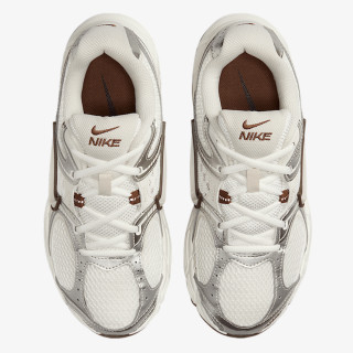 Nike W NIKE V5 RNR 