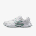 Nike W NIKE V5 RNR 