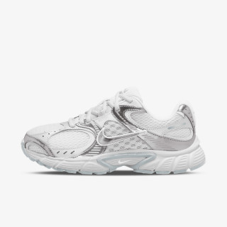 W NIKE V5 RNR 