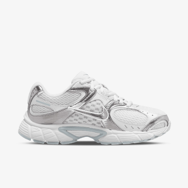 W NIKE V5 RNR 
