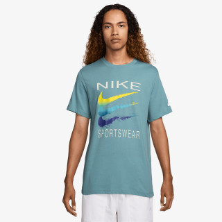 Nike M NSW TEE 6MO SWSH SP25 
