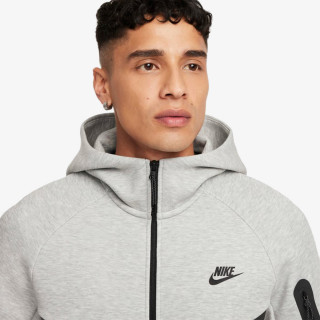 Nike Tech 