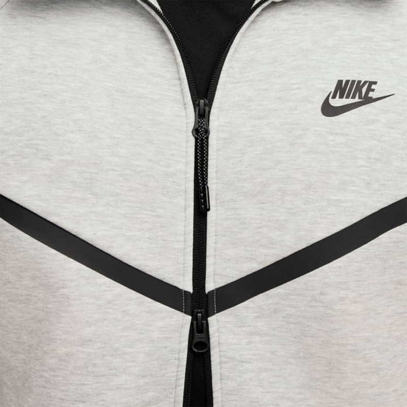 Nike Tech 