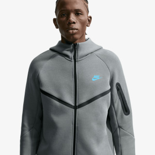 Nike Tech 