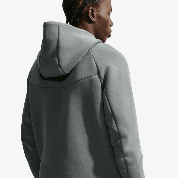 Nike Tech 