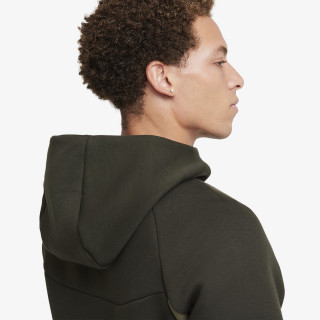 Nike Tech 
