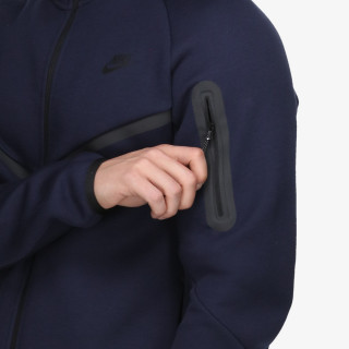 Nike Tech 